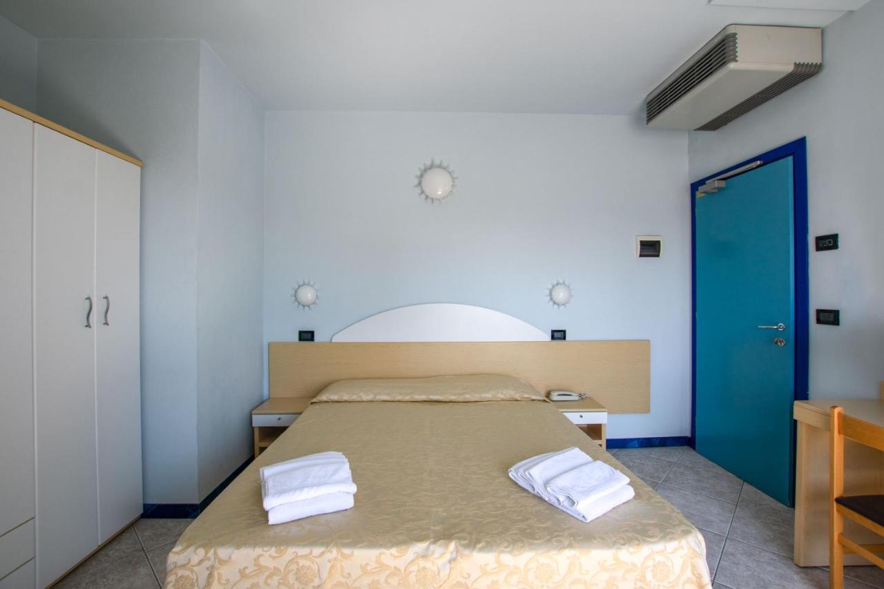 Hotel Bristol Misano Adriatico Luaran gambar