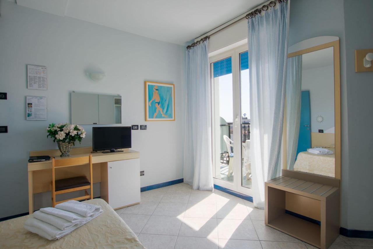 Hotel Bristol Misano Adriatico Luaran gambar