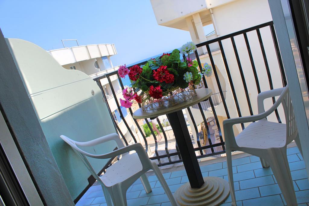 Hotel Bristol Misano Adriatico Luaran gambar