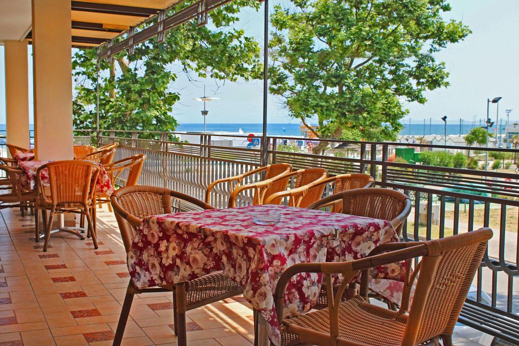 Hotel Bristol Misano Adriatico Luaran gambar